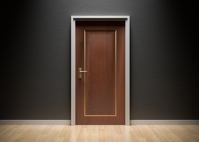 El viento en la puerta