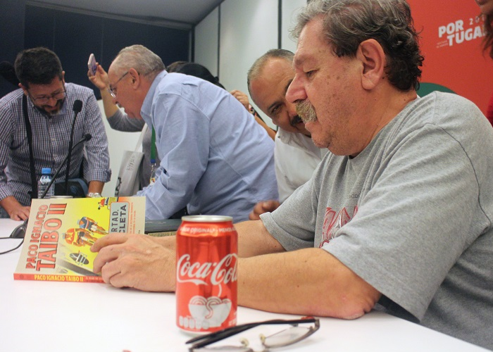 Paco Ignacio Taibo II y la Coca-Cola revolution