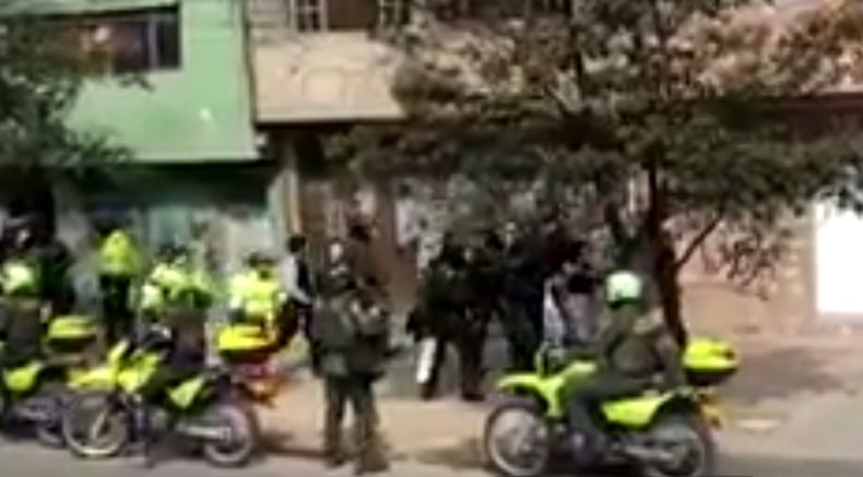 Gases del Esmad asfixian bebé en Bogotá. Video