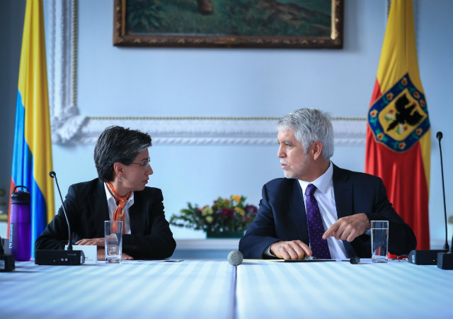 Claudia López mostró los dientes y derrotó a Peñalosa