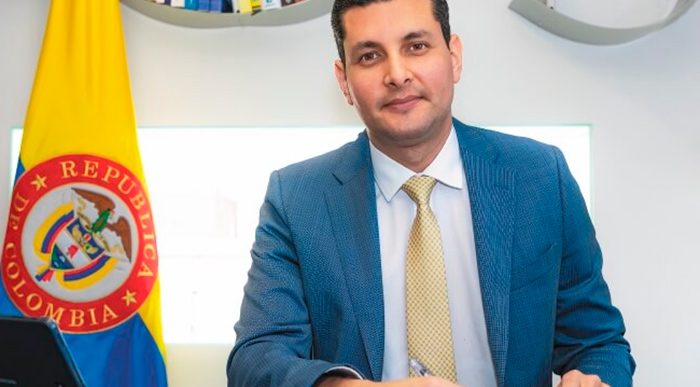  - Barrida del presidente de Colpensiones le ha costado millones al bolsillo de los colombianos