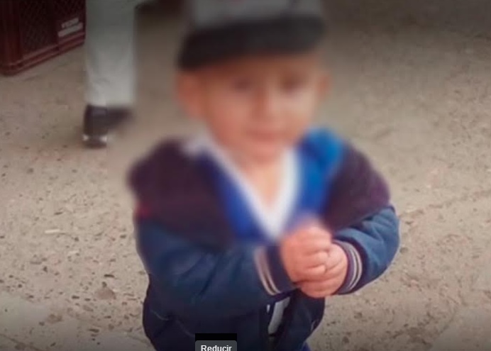 El niño de dos años que habría sido torturado y abusado sexualmente por sus papás