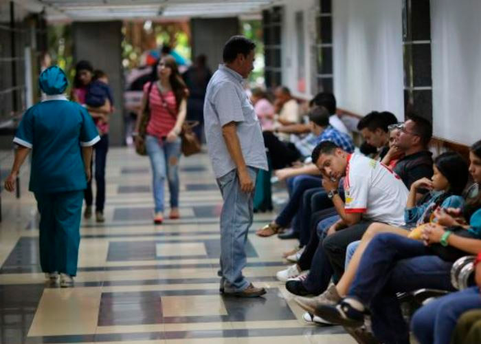 Al liquidar EPS, gobierno impacta a las que sí funcionan y premia la ineficiencia de las que no