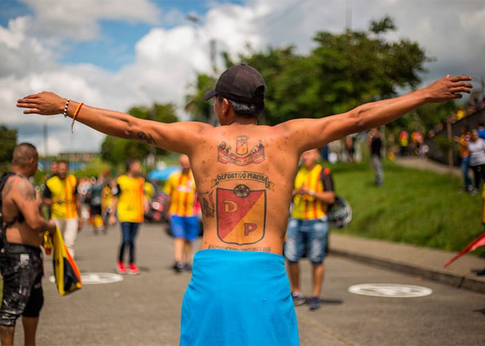  - Lobos Sur, la barra brava que también asciende con el Pereira