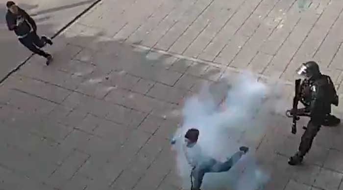  - A quemarropa agente del Esmad le dispara a ciudadano