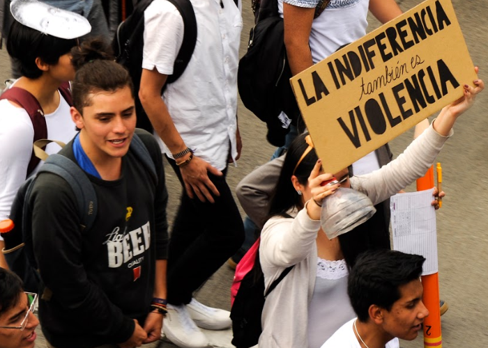 Noviembre 21: protestar sí, violentar y aterrorizar no