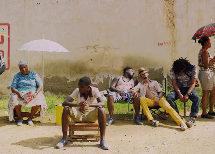 La interminable, caótica y champetúa cola de 'El Concursante'