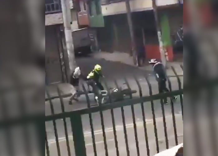 [VIDEO] Despiadado ataque a un policía en el suroccidente de Bogotá