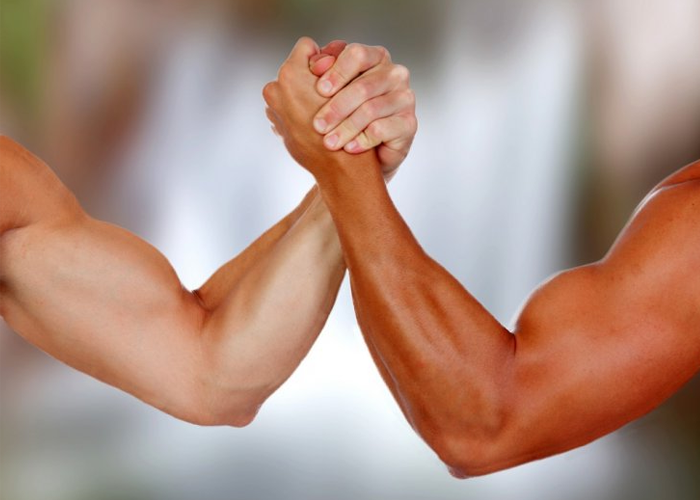 Ni izquierda ni derecha, la contradicción es entre democracia y totalitarismo