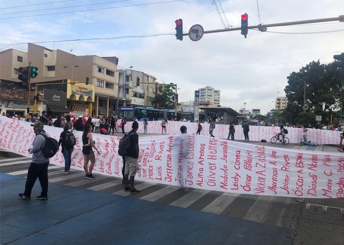 Bloqueadas las salidas y entradas de Cali