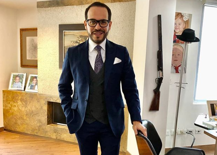 El show de Aberlardo ha comenzado