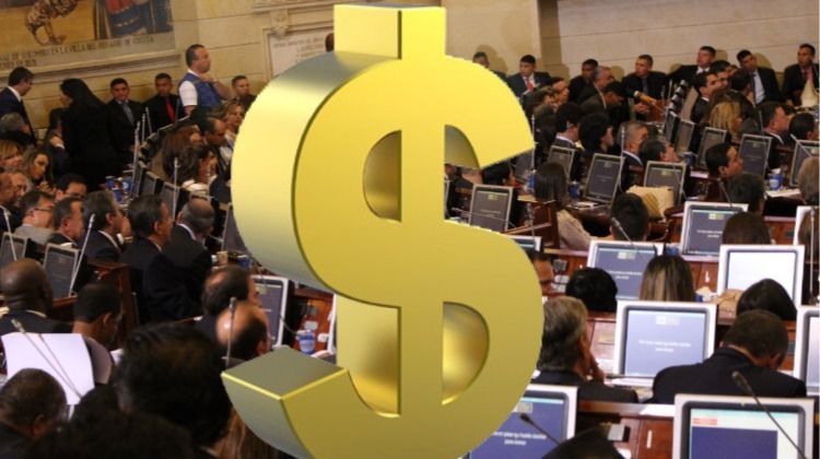 Rechazo y me da vergüenza marchar