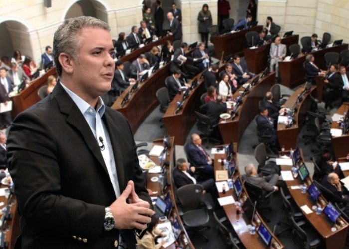 El fastidio de la derecha por tener que sentarse con las víctimas en el Congreso