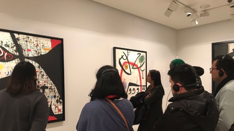 La felicidad clandestina