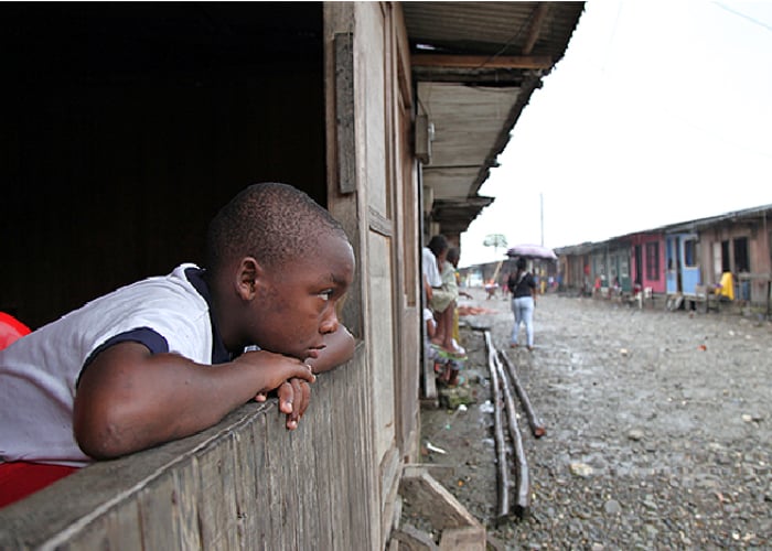 Las razones por las que los jóvenes siempre serán pobres