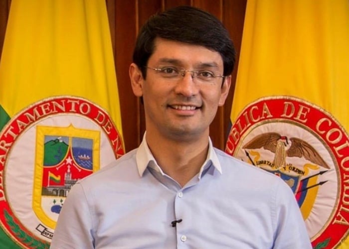 Camilo Romero, un presidencial que quiere enamorar a los paisas