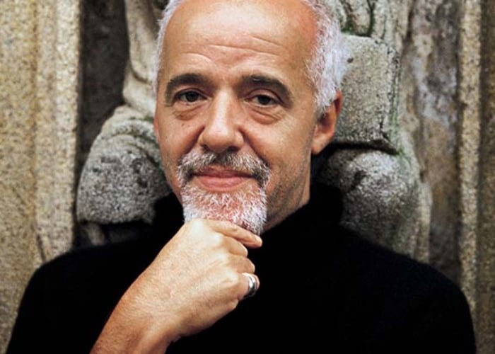 Odiar a Paulo Coelho es para pseudointelectuales