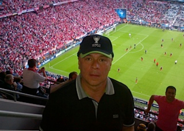 El periodismo indecente de Carlos Antonio Vélez