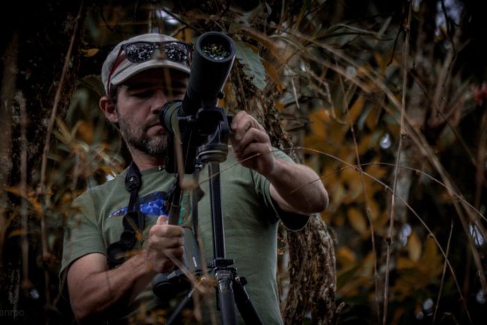  - Pajariando con las Farc, la fórmula del biólogo Diego Calderón