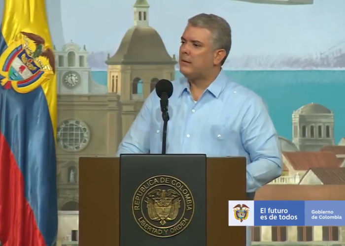 Duque no es de derecha, es de centro