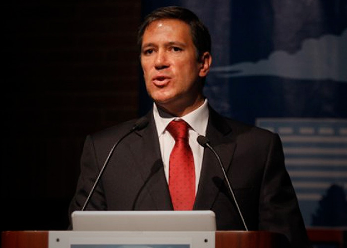 Escándalo por laboratorio de droga en finca del embajador en Uruguay lo pone a correr