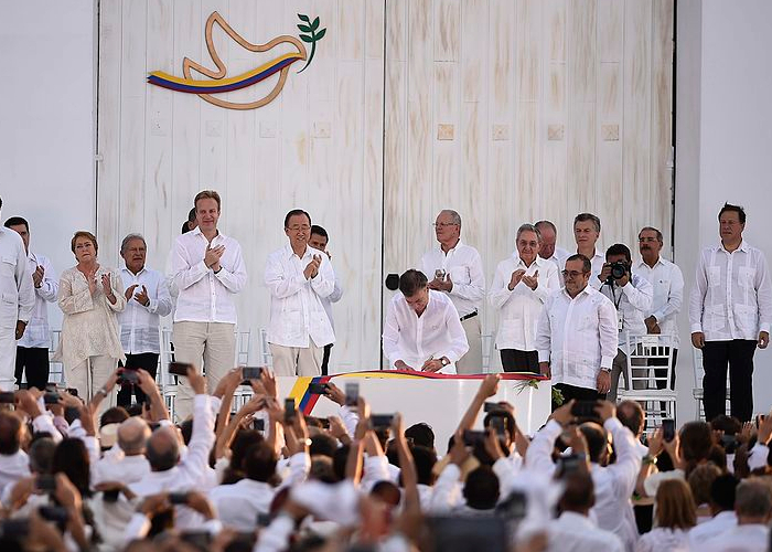 Sobre la implementación de los acuerdos de paz en Colombia