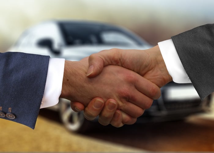 La odisea para conseguir un contrato en Colombia