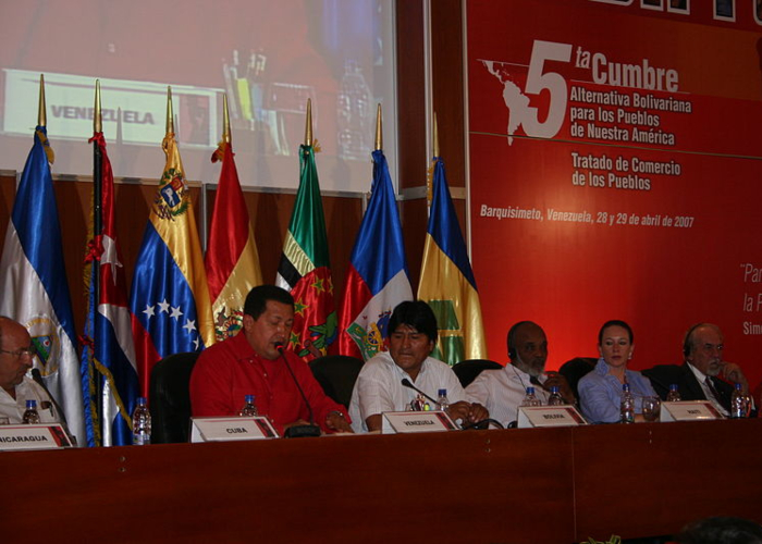 Unir a los países latinoamericanos: otra estrategia del comunismo