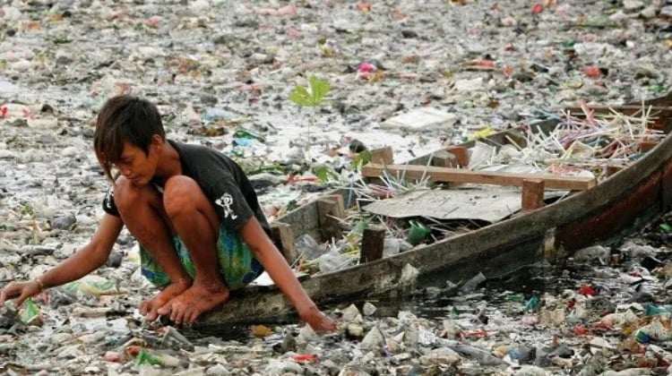 Llegó la hora de prohibir los pitillos y el icopor en Colombia