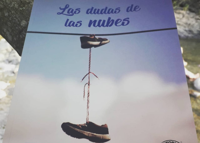 Las nubes, un juego poético