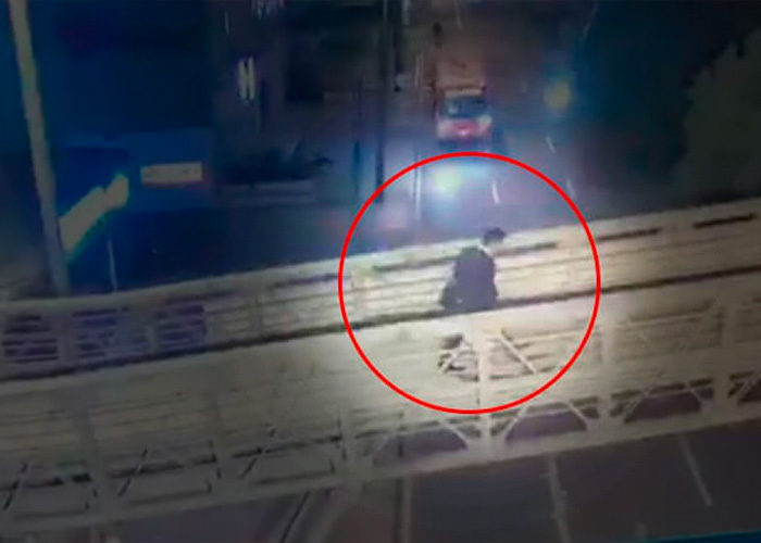 ¿Una estatua para el médico que asesinó a 3 ladrones? 