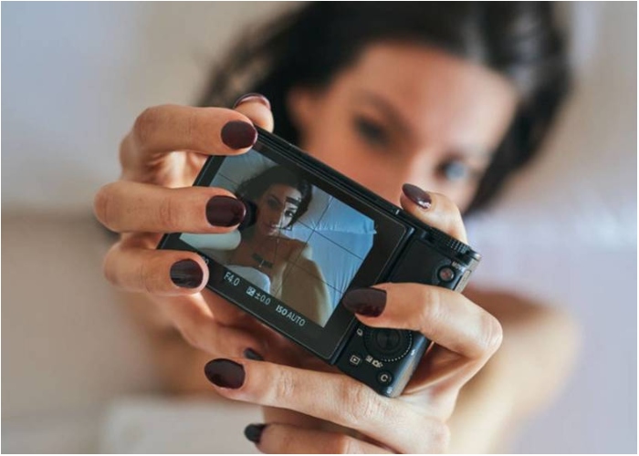 Desnudarse en Internet: un atajo hacia la fama