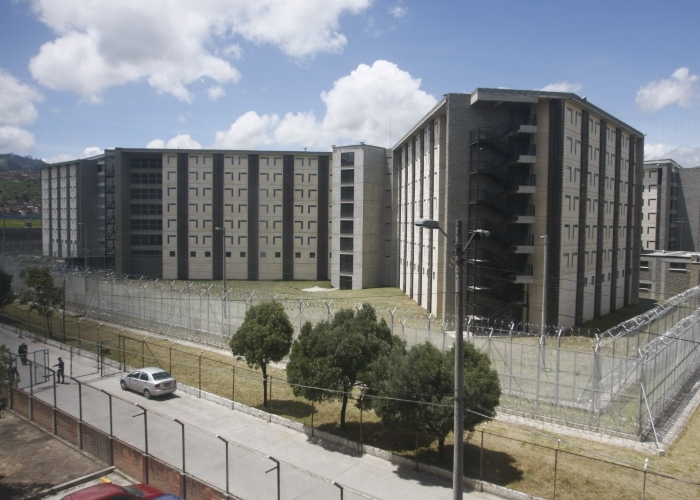 “Denuncio al dragoneante cónsul de DD.HH de La Picota”: Luis Sierra