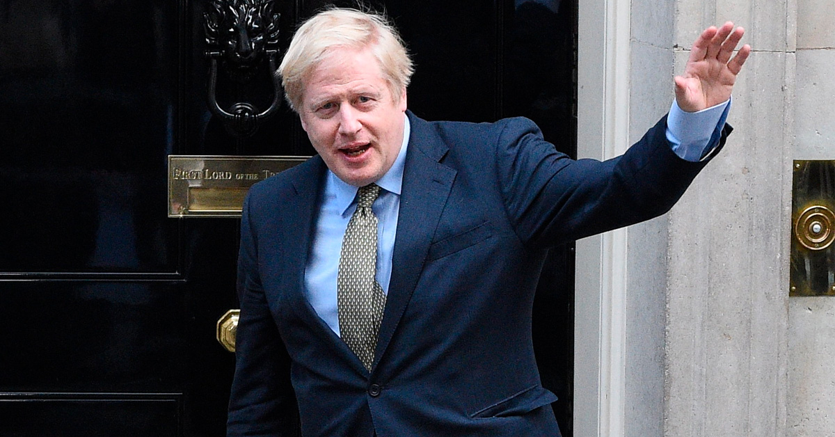 Boris Johnson en contravía del mundo en el manejo del coronavirus