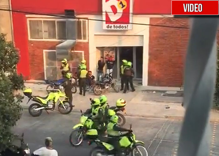 Saquean un D1 en Santa Marta. Video