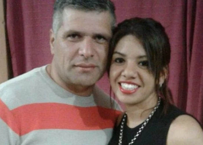 Celoso y desquiciado, entró al trabajo de su novia y la mató a puñaladas