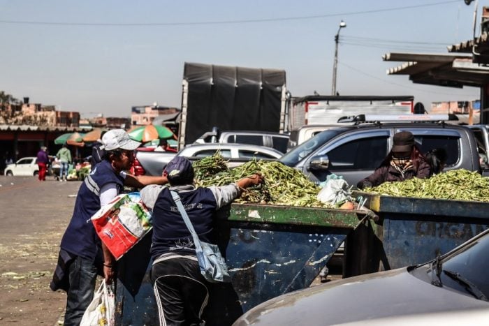  - En Corabastos nadie se detiene para que la comida no falte