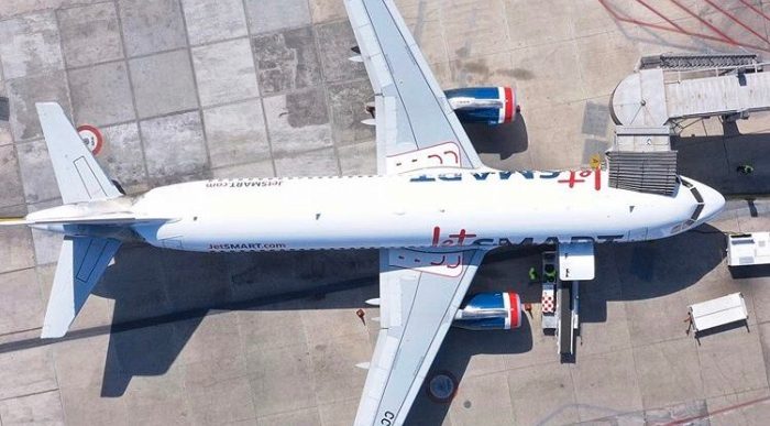 Foto: @BOG_ELDORADO - Colombia suspende vuelos internos