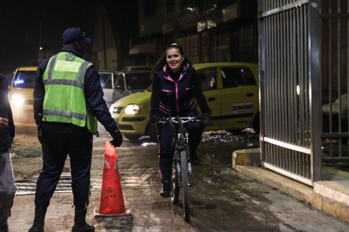  - En Corabastos nadie se detiene para que la comida no falte