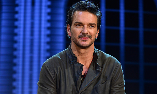 Arjona acaba de sacar un nuevo disco…¡Mátanos de una buena vez Coronavirus!