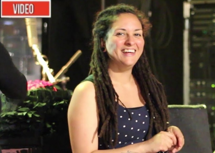 Video: Vickynga, la embajadora colombiana de la cumbia en Europa