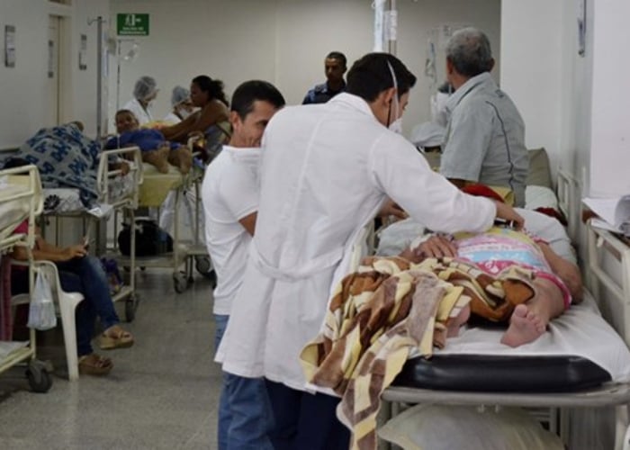 ¿Qué trama el gobernador de Cundinamarca con los hospitales?