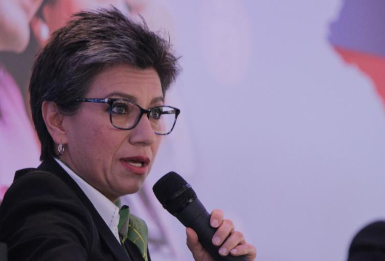 “Hay que estar preparados, esto va a durar un año”: Claudia López