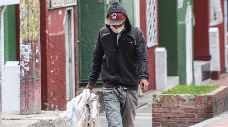 Peor virus la pobreza