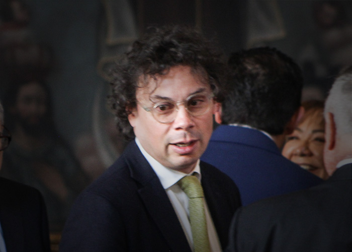 Cuando Hassan Nassar criticaba a Santos por preferir a los bancos que a los colombianos
