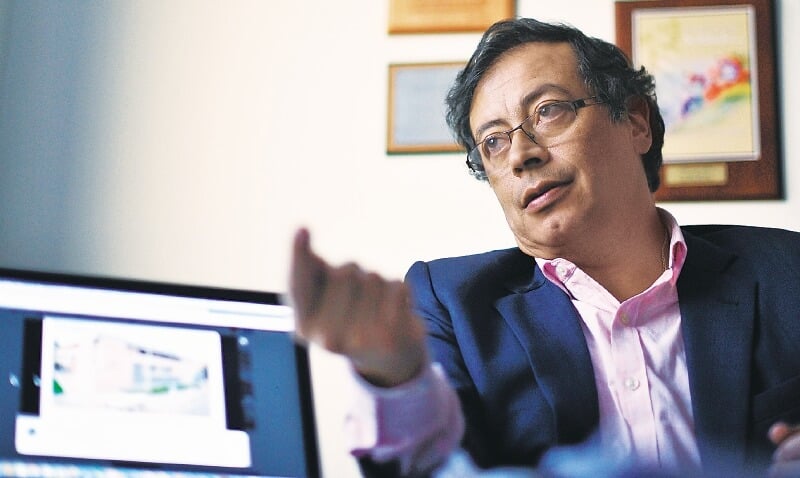 La rabia de los uribistas porque Petro no se está muriendo