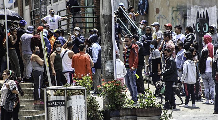  - El hambre pone a la gente a romper la cuarentena