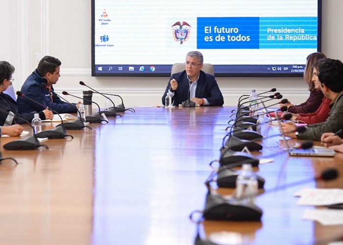 ¿El emperador está desnudo?