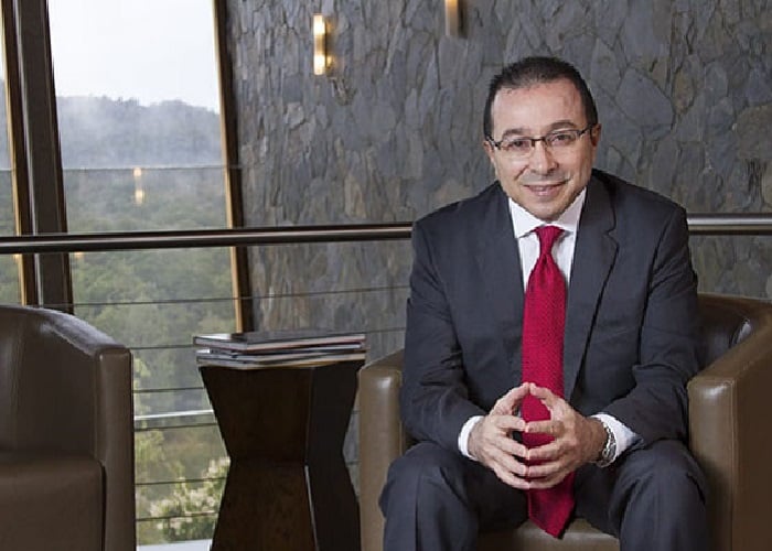 El autismo de sus directivos condena al Sena al desprestigio