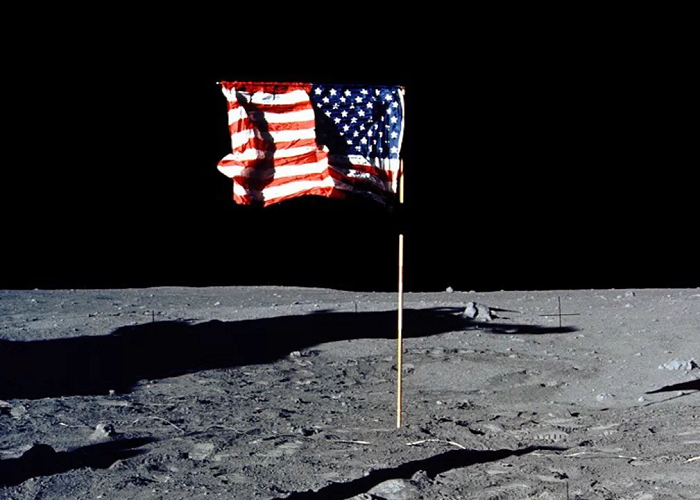 Hasta la Luna quiere privatizar Trump